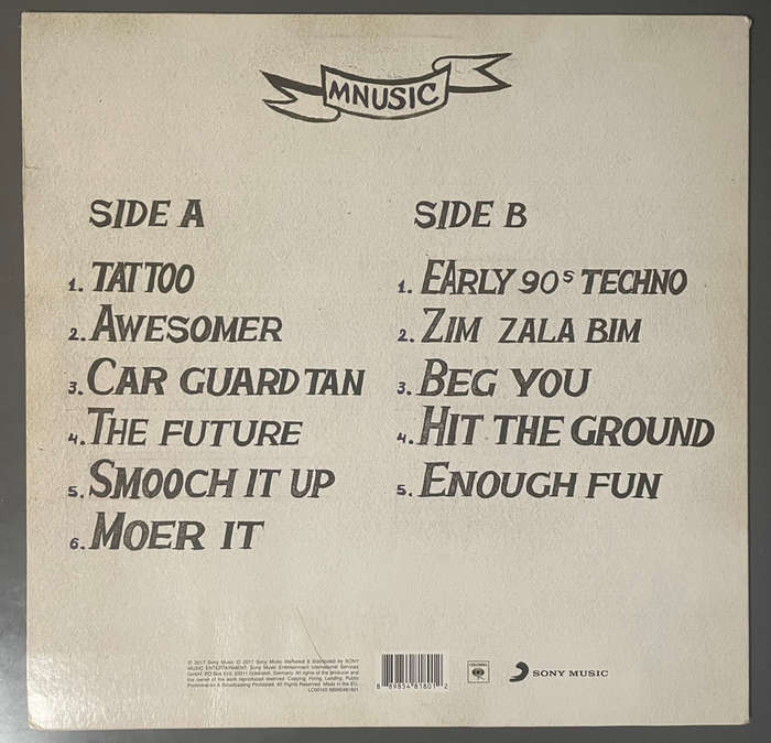 Desmond and the Tutus - Mnusic
