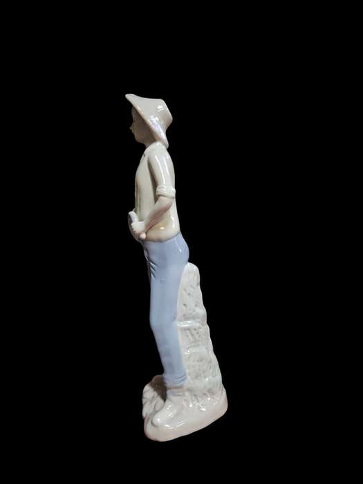 Lladro Style figurine