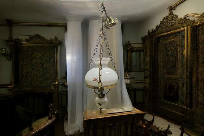 Vintage milk glass light fixture