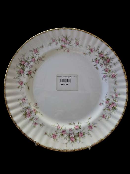 Royal Albert Victoriana Rose Dinner Plate