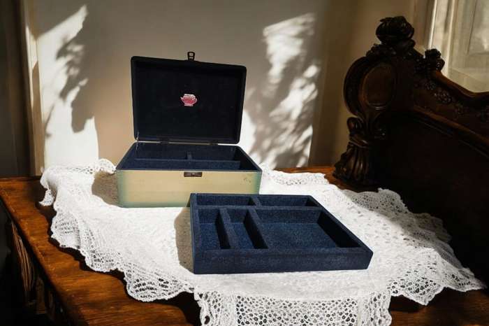 Vintage wooden Jewelry Box By Joy wood