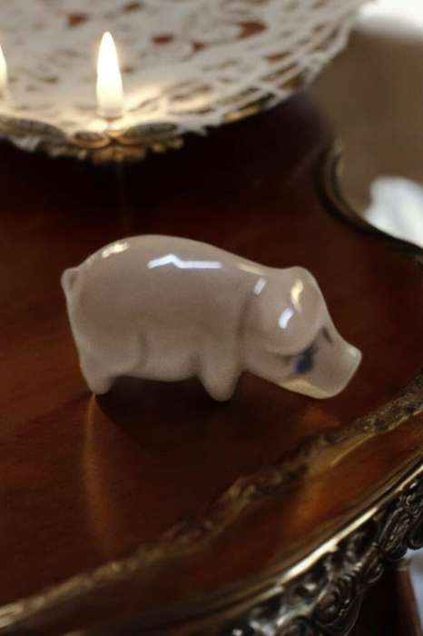 Wade Piglet Whimsies Miniature