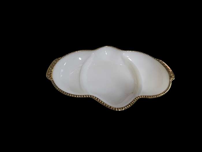 Vintage FIRE KING Anchor Hocking Milk Glass