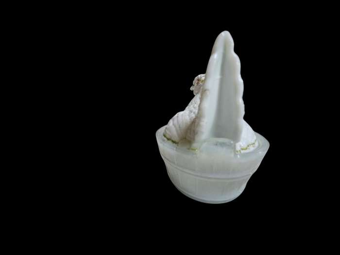 Milk Glass Hen On Nest C1940