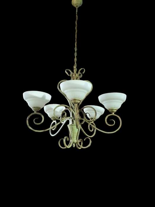 5 - Light Classic / Traditional Chandelier