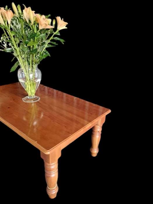 Solid Oregon Rectangular Coffee Table