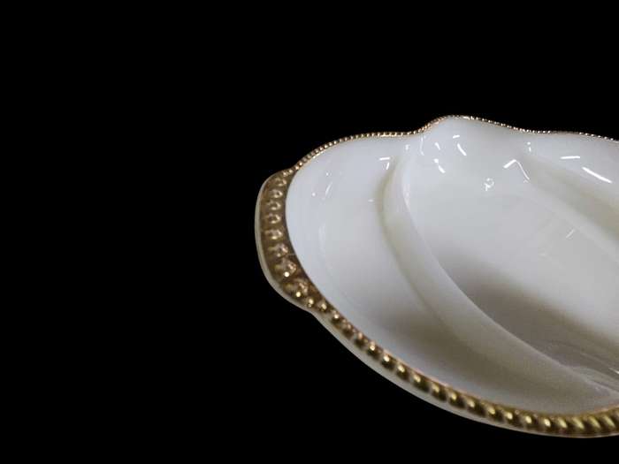 Vintage FIRE KING Anchor Hocking Milk Glass
