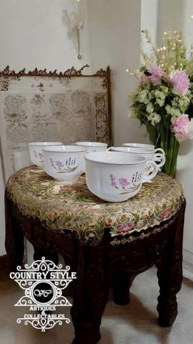 Six Chinese tea cups