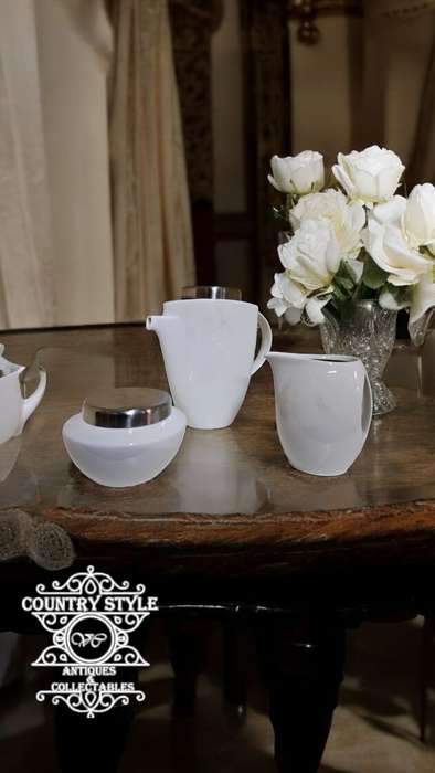 3 PC Porcelain Tea/Coffee set