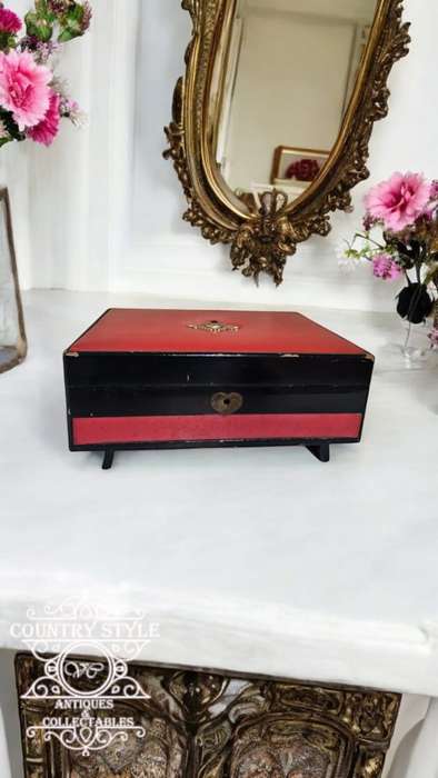 Antique Japanese Jewelry Box