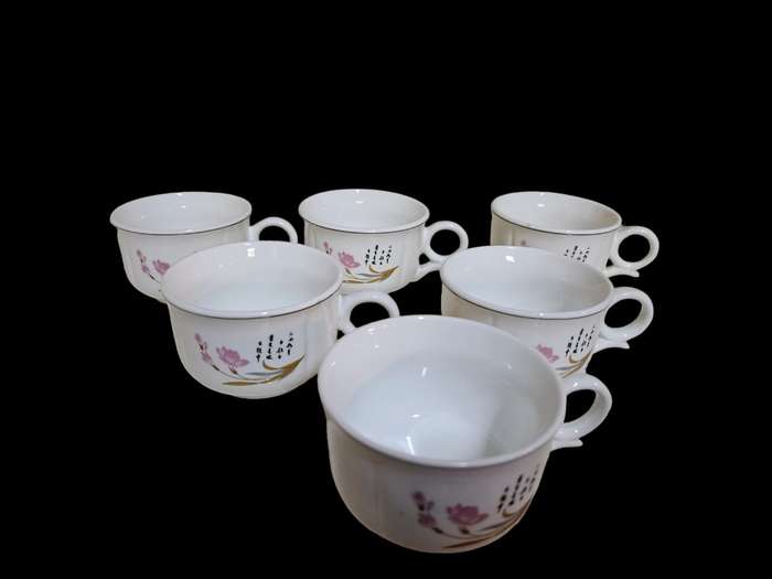 Six Chinese tea cups