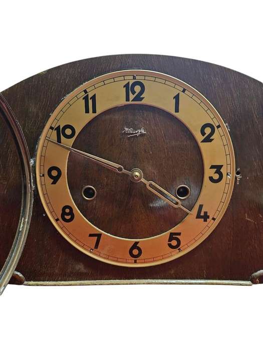 German-made Kienzle mantel clock