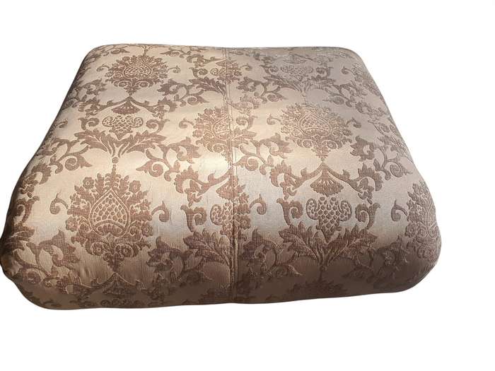 Ottoman on casters