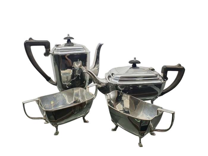 EPNS APEX MADE IN ENGLAND tea & coffee set