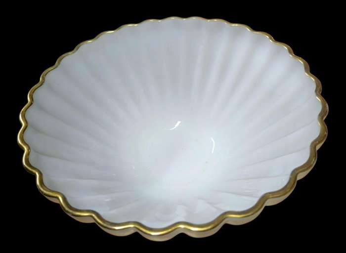 Anchor Hocking Fire King Milk Glass Bowl