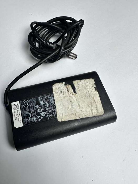 Original Dell Big Pin Charger  65W, Big Pin 7.4 MM, 19.5V 3.34A
