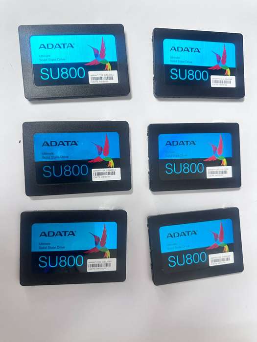 Adata ASU800SS-128GT Ultimate SU800 128GB 2.5 SATA III 6Gb/s Solid State Drive