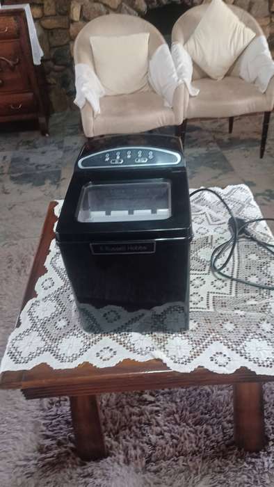 RUSSELL HOBBS ICE MAKER 12 KGS