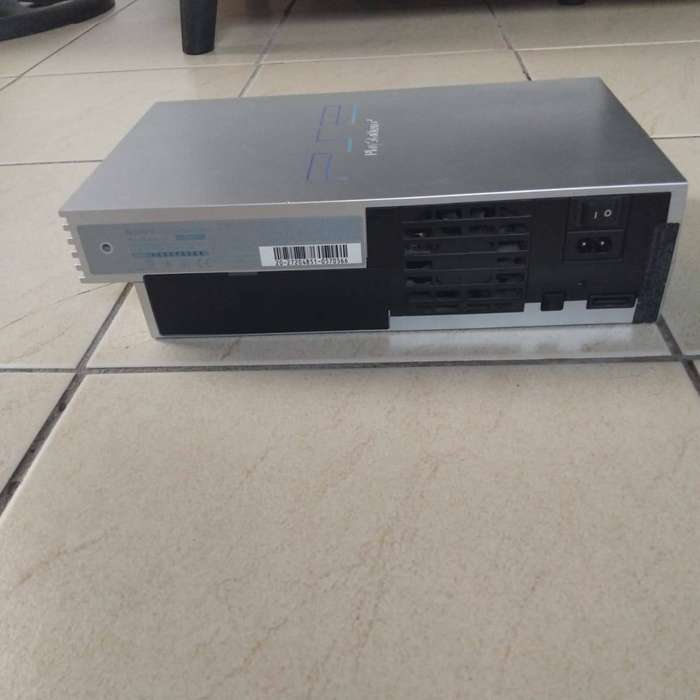 PS2 Console Bundle