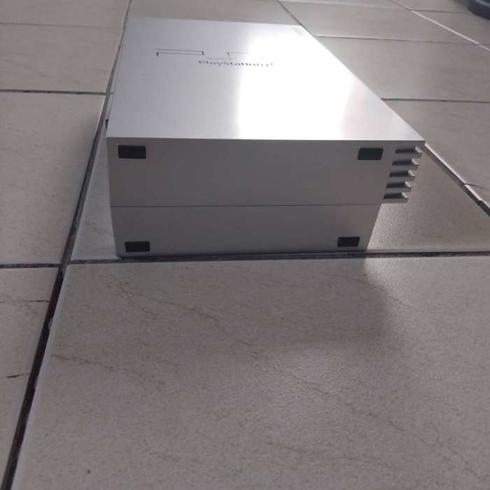 PS2 Console Bundle