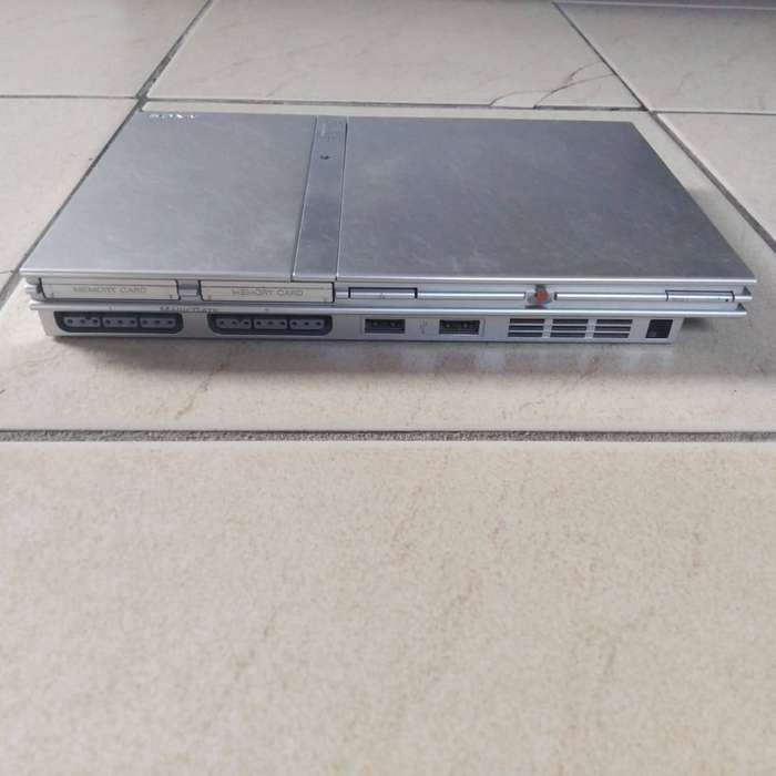 PS2 Console Bundle