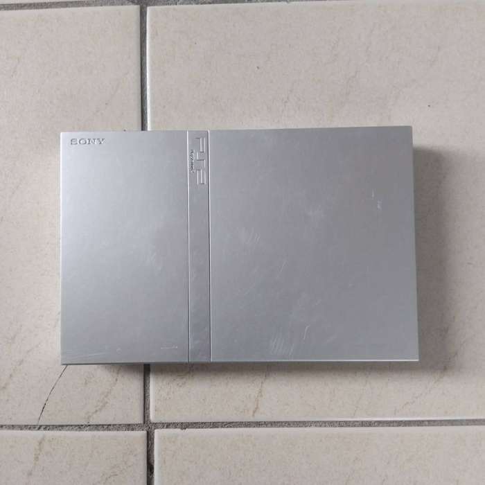 PS2 Console Bundle