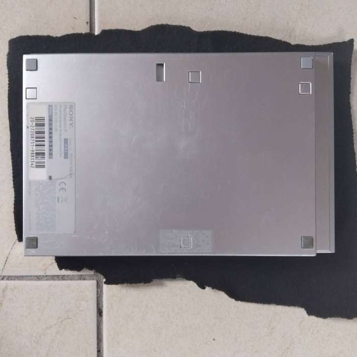 PS2 Console Bundle