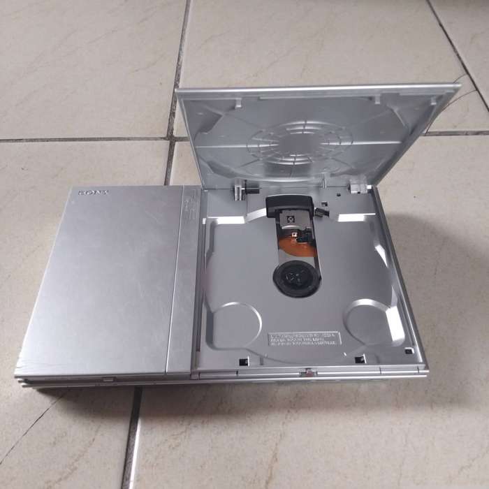 PS2 Console Bundle
