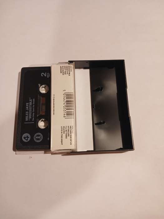 Miles Jaye, Irresistible Cassette, UK