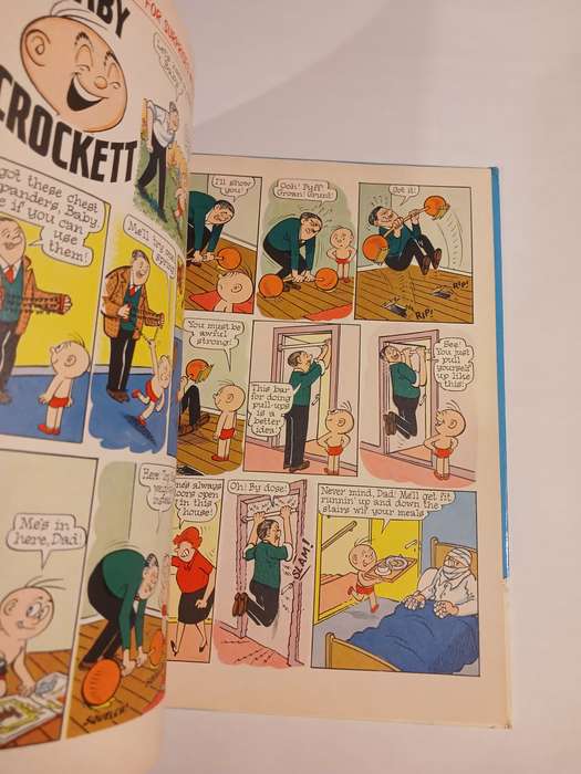 The Beezer Book, D.C. Thompson & Co