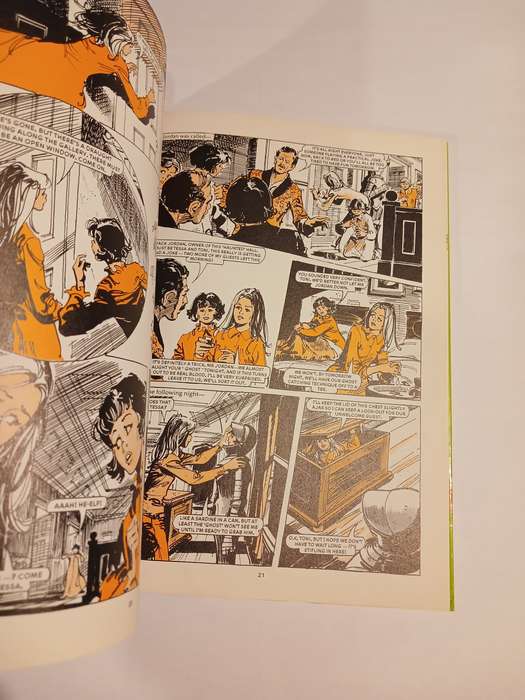 Bunty for Girls 1986, D.C. Thompson & Co