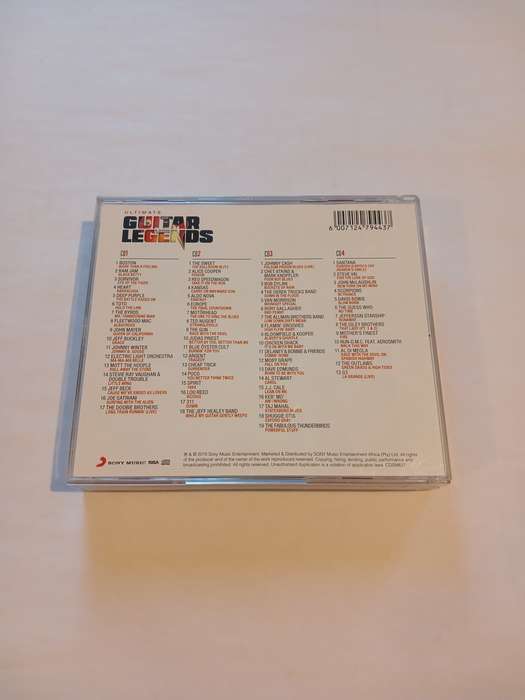Ultimate Guitar Legends, 4 x CD