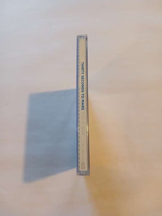 Thirty Seconds to Mars, This is War CD