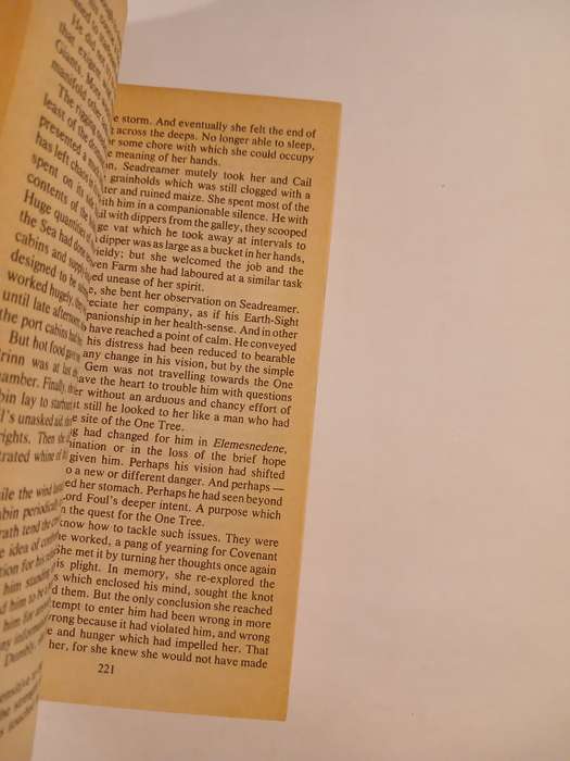 The One Tree, Volume 2, The Second Chronicles of Thomas Covenant by Stephen Donaldson