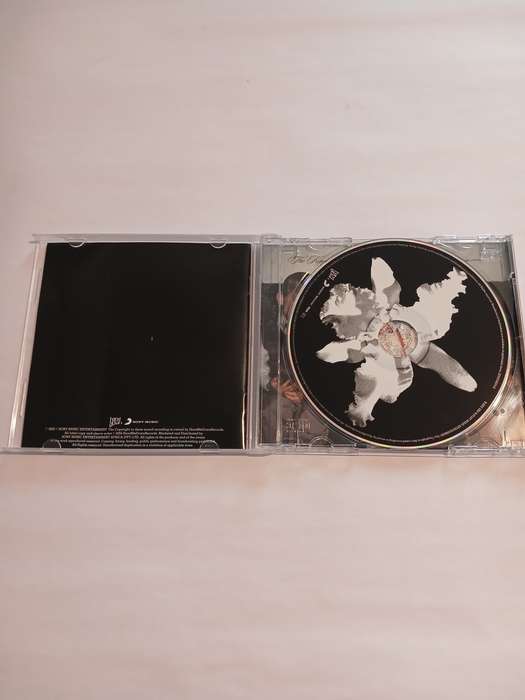 Kings of Leon, Aha Shake Heartbreak CD