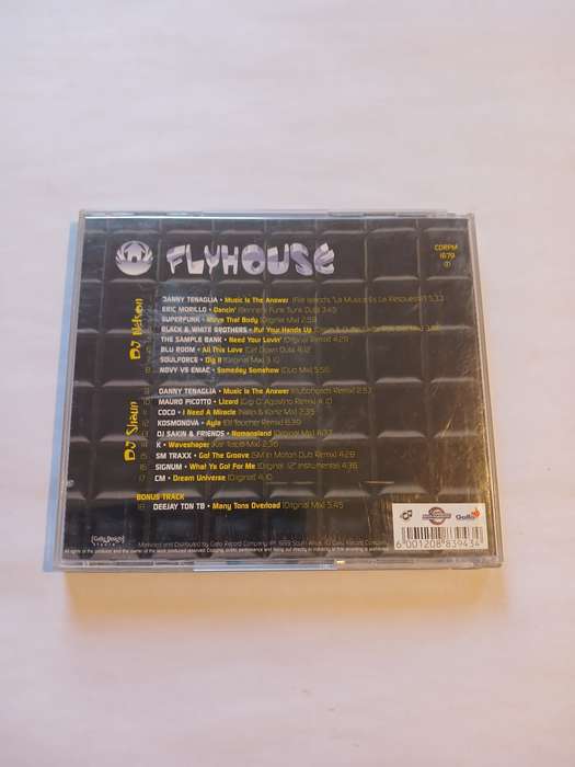 Flyhouse, Various, Mixed by Dj Nelson & Dj Shaun CD