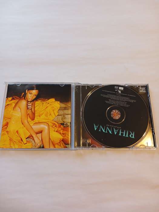 Rihanna, Good Girl Gone Bad CD