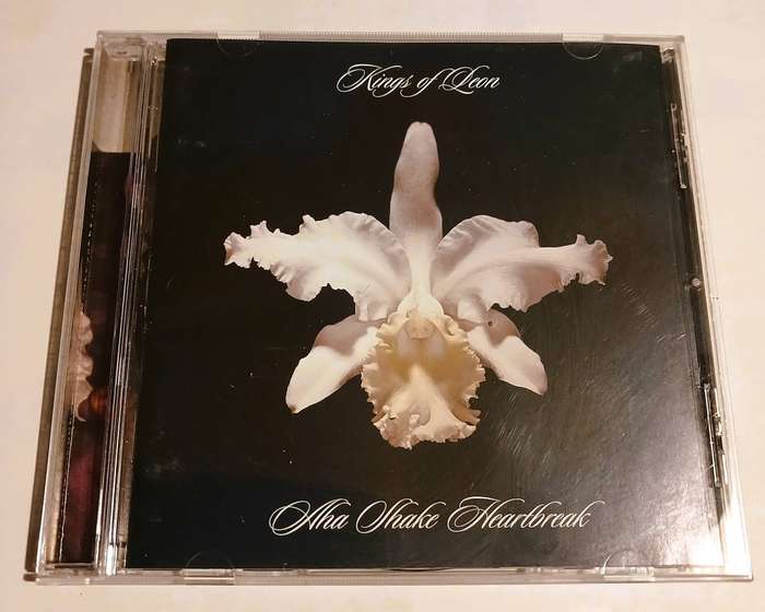 Kings of Leon, Aha Shake heartbreak CD