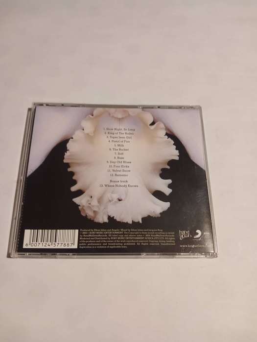 Kings of Leon, Aha Shake heartbreak CD