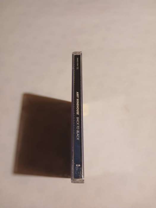 Amy Winehouse, Back to Black CD