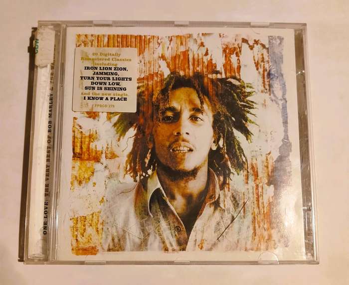 One Love, The Very Best of Bob Marley & The Wailers CD