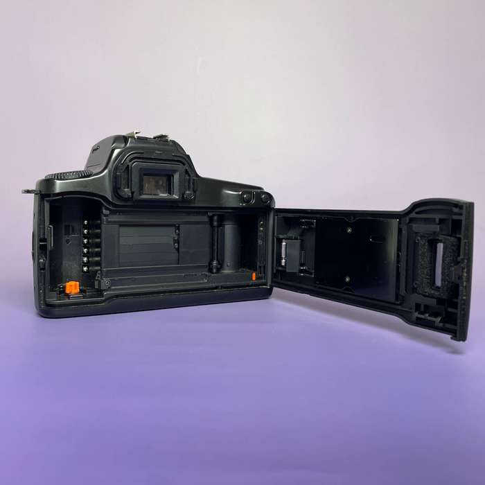 Canon EOS 1000F N Film Camera