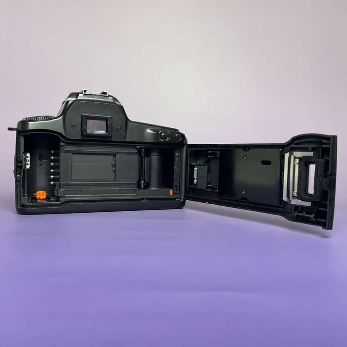Canon EOS 1000F Film Camera