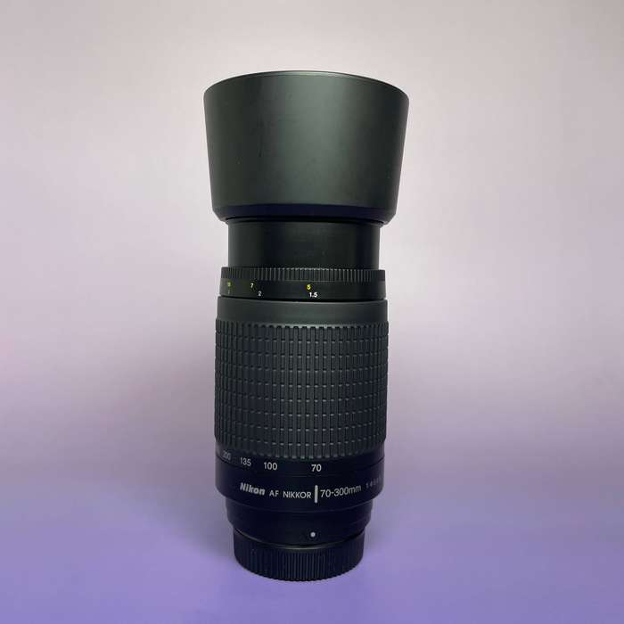 Nikon AF Nikkor 70-300mm Telephoto Zoom Lens