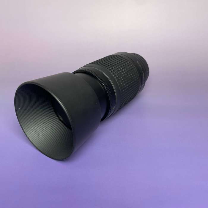 Nikon AF Nikkor 70-300mm Telephoto Zoom Lens