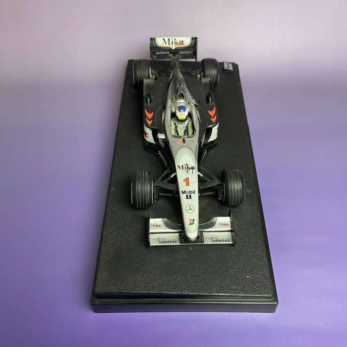 Hotwheels Mclaren Mika Hakkinen Formula 1 Car