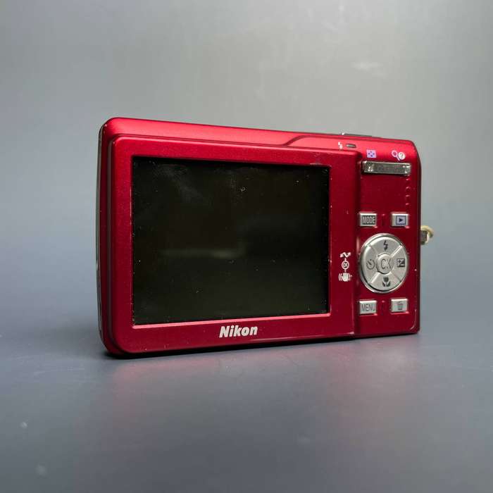 Nikon S200 Camera