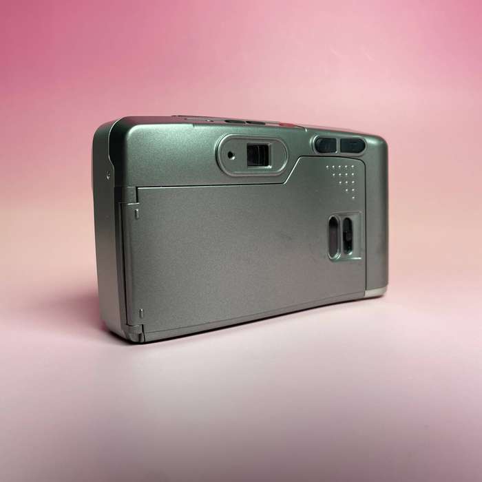 Samsung 35mm Point and Shoot Film Camera