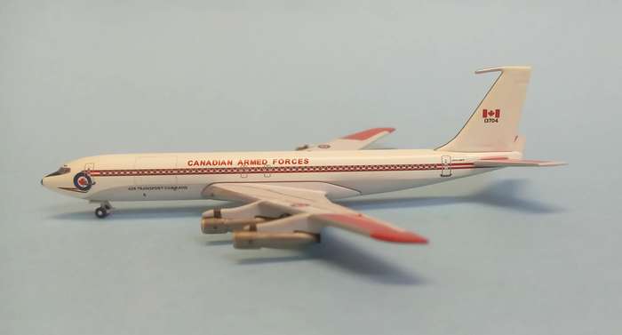 Boeing 707-320C Canadian Air Force - 1/400 Scale (AeroClassics)(AC13704)(TAS4622)