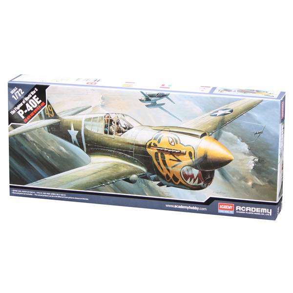 Curtiss P-40E Warhawk - 1/72 Scale Academy 12468